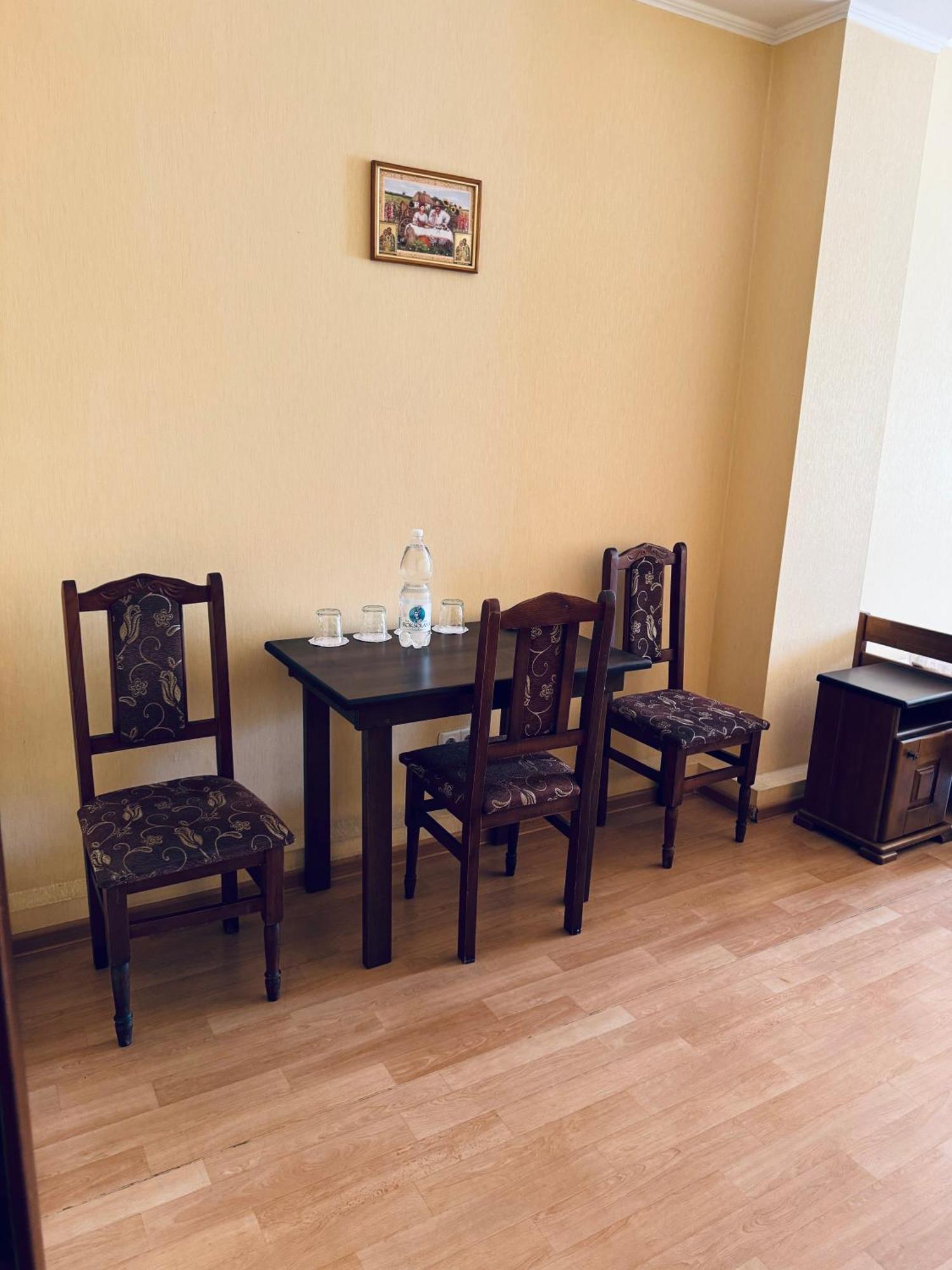 Etna 3* Lviv